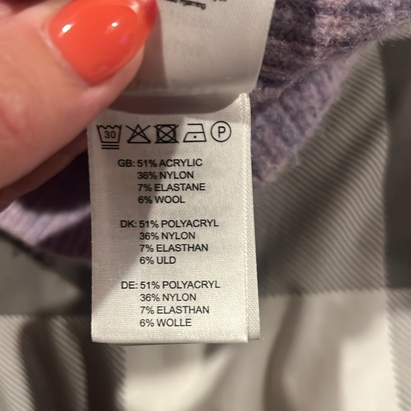 mbyM lilac sweater size m/l - Picture 3 of 3
